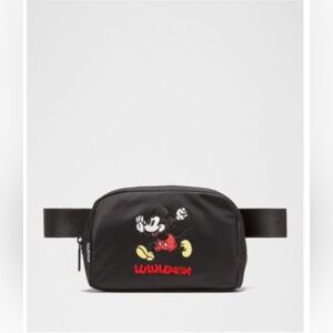 NWT Disney x lululemon *Everywhere Belt Bag 1L Mickey in Motion Graphic